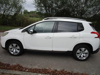 PEUGEOT 2008 1.6 e-HDi Allure