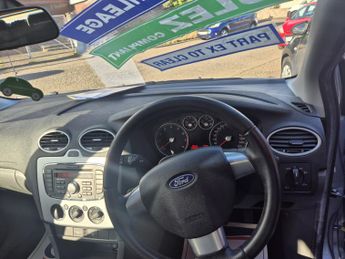 FORD FOCUS 1.6 Zetec Climate