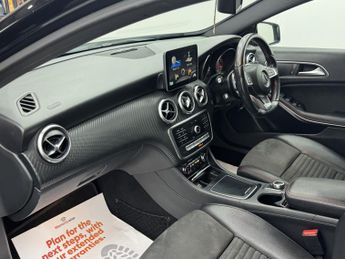 MERCEDES-BENZ A CLASS 2.1 A200d AMG Line