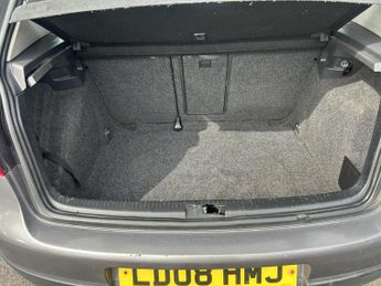 VOLKSWAGEN GOLF 1.6 FSI Match