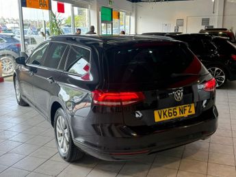 VOLKSWAGEN PASSAT 1.6 TDI BlueMotion Tech S