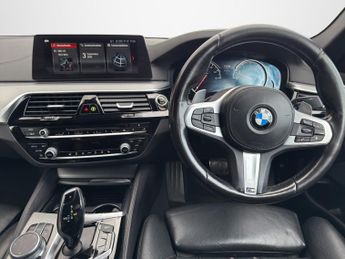 BMW 5 SERIES 2.0 520i M Sport Saloon
