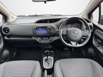 TOYOTA YARIS 1.5 VVT-h Design