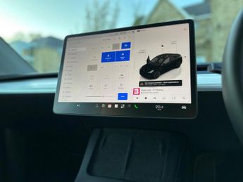 TESLA MODEL Y (Dual Motor) Long Range Auto 4WDE 5dr