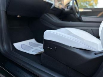 TESLA MODEL Y (Dual Motor) Long Range Auto 4WDE 5dr