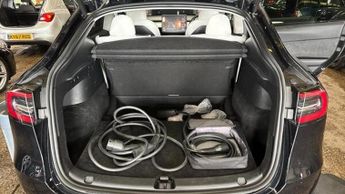 TESLA MODEL Y (Dual Motor) Long Range Auto 4WDE 5dr