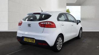 KIA RIO 1.4 2 Auto Euro 5 5dr