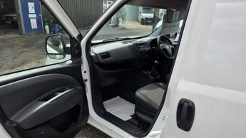 FIAT DOBLO 1.3 Doblo Cargo 1.3 Multijet Ii 80 Hp My20