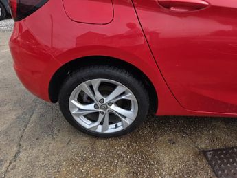 VAUXHALL ASTRA 1.6 CDTi BlueInjection SRi
