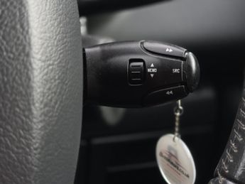 PEUGEOT 3008 1.6 VTi Active