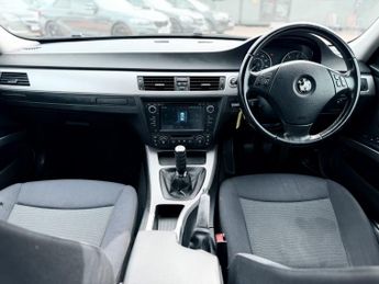 BMW 3 SERIES 2.0 318d SE Saloon