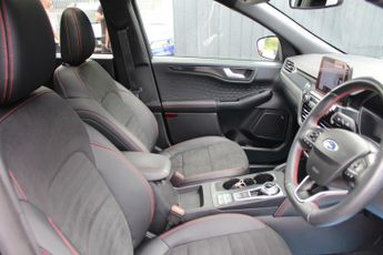 FORD KUGA 2.0 Kuga ST-Line X 5 Door 2.0L EcoBlue 190PS AWD 8 Speed Automat