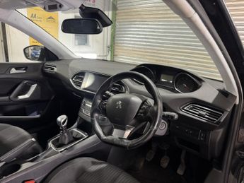 PEUGEOT 308 1.6 BlueHDi Active