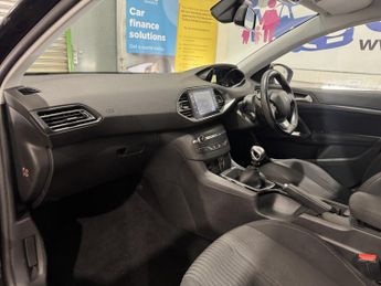 PEUGEOT 308 1.6 BlueHDi Active