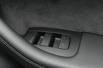 TESLA MODEL 3 (Dual Motor) Long Range