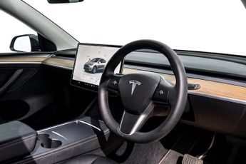 TESLA MODEL Y (Dual Motor) Long Range