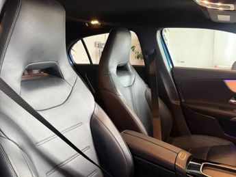 MERCEDES-BENZ A CLASS 2.0 A35h MHEV AMG Touring Edition