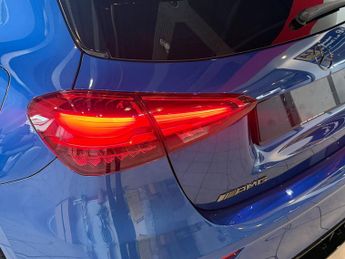 MERCEDES-BENZ A CLASS 2.0 A35h MHEV AMG Touring Edition