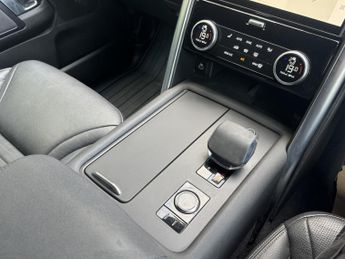 LAND ROVER DISCOVERY 3.0 D300 MHEV SE