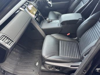 LAND ROVER DISCOVERY 3.0 D300 MHEV SE
