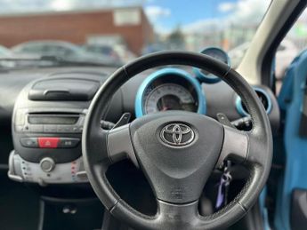TOYOTA AYGO 1.0 VVT-i Move MultiMode Euro 5 5dr