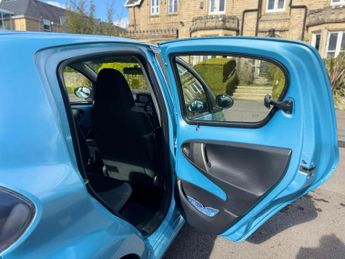 TOYOTA AYGO 1.0 VVT-i Move MultiMode Euro 5 5dr