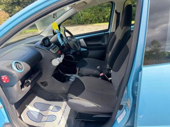 TOYOTA AYGO 1.0 VVT-i Move MultiMode Euro 5 5dr