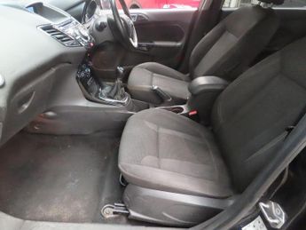 FORD FIESTA 1.0T EcoBoost Titanium Euro 6 (s/s) 5dr