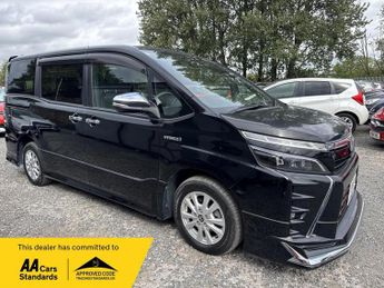 Toyota Noah 1.8 Hybrid Automatic Euro 6 5dr