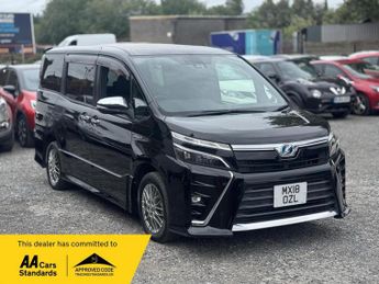 Toyota Voxy 1.8 Hybrid Automatic CVT Euro 6 5dr