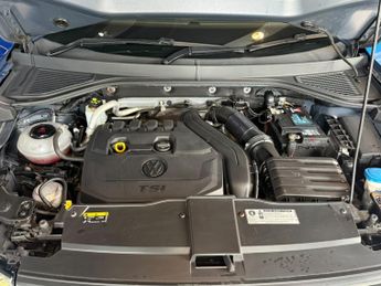 VOLKSWAGEN T-ROC 1.5 TSI EVO R-Line