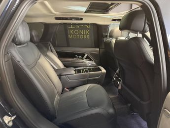 LAND ROVER RANGE ROVER 4.4 P530 V8 Autobiography