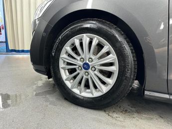 FORD FOCUS 1.5T EcoBoost Titanium Auto Euro 6 (s/s) 5dr