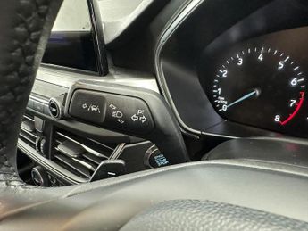 FORD FOCUS 1.5T EcoBoost Titanium Auto Euro 6 (s/s) 5dr