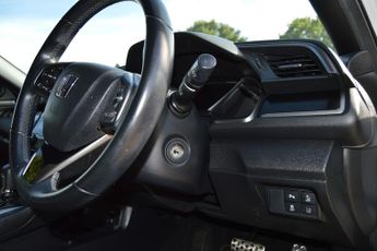 HONDA CIVIC 1.0 VTEC Turbo SR