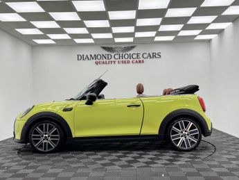 MINI CONVERTIBLE 2.0 Convertible Cooper S Exclusive