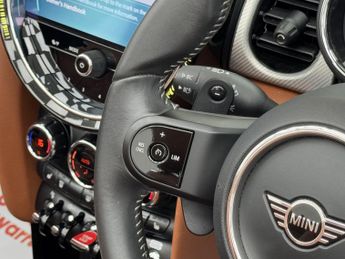 MINI CONVERTIBLE 2.0 Convertible Cooper S Exclusive