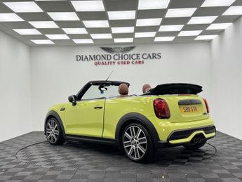 MINI CONVERTIBLE 2.0 Convertible Cooper S Exclusive