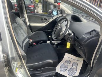 TOYOTA YARIS 1.3 VVT-i TR