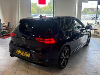 VOLKSWAGEN GOLF 2.0 TDI GTD