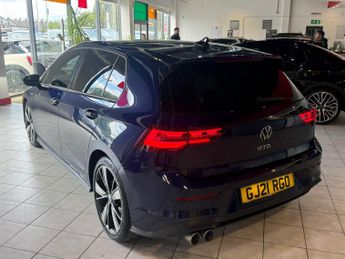 VOLKSWAGEN GOLF 2.0 TDI GTD