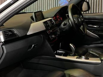 BMW 3 SERIES 2.0 330i M Sport Auto Euro 6 (s/s) 4dr