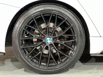 BMW 3 SERIES 2.0 330i M Sport Auto Euro 6 (s/s) 4dr