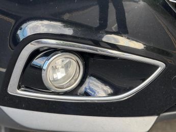 HYUNDAI IX35 1.7 CRDi Premium Euro 5 (s/s) 5dr