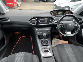 PEUGEOT 308 1.2 PureTech Allure