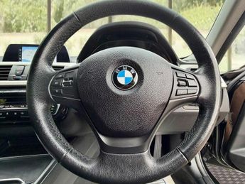 BMW 3 SERIES 1.5 318i SE Touring Auto Euro 6 (s/s) 5dr