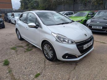 Peugeot 208 1.2 PureTech Allure Euro 6 5dr