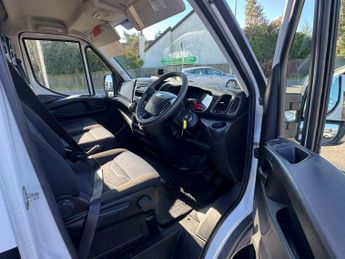 IVECO DAILY 2.3 TD 12V 35S 3520
