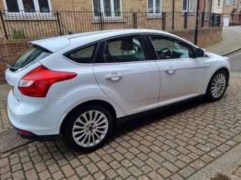 FORD FOCUS 1.6 T EcoBoost Titanium X