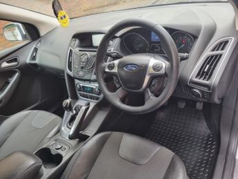 FORD FOCUS 1.6 T EcoBoost Titanium X